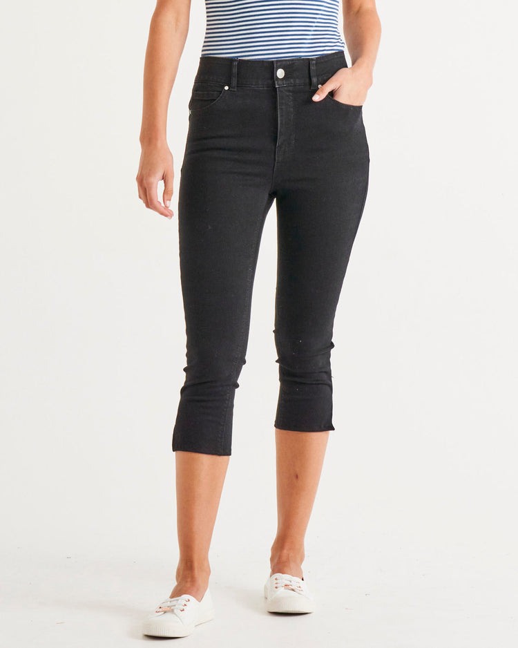 Betty Basics Camila Crop Jean Black