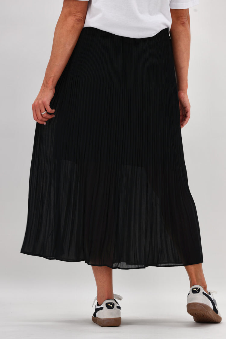 Gloss The Label Lula Variagated Pleated Skirt Black | Shine On NZ