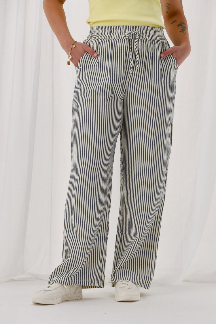 Shine On Label Tazelyn Wide Leg Pant Midnight Natural Stripe