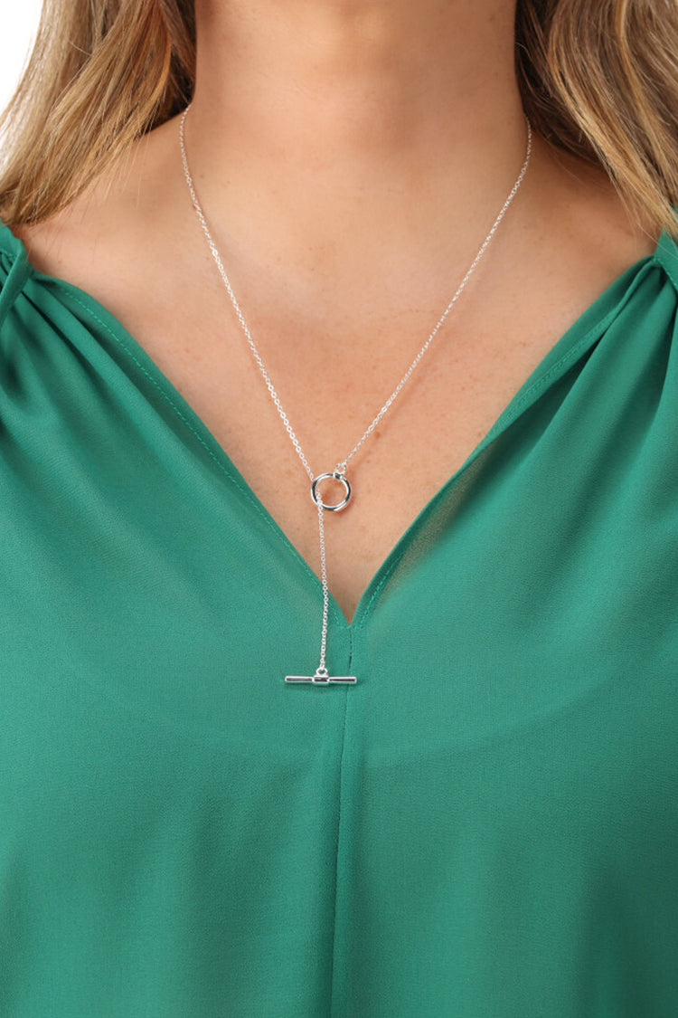 Horizontal clearance key necklace