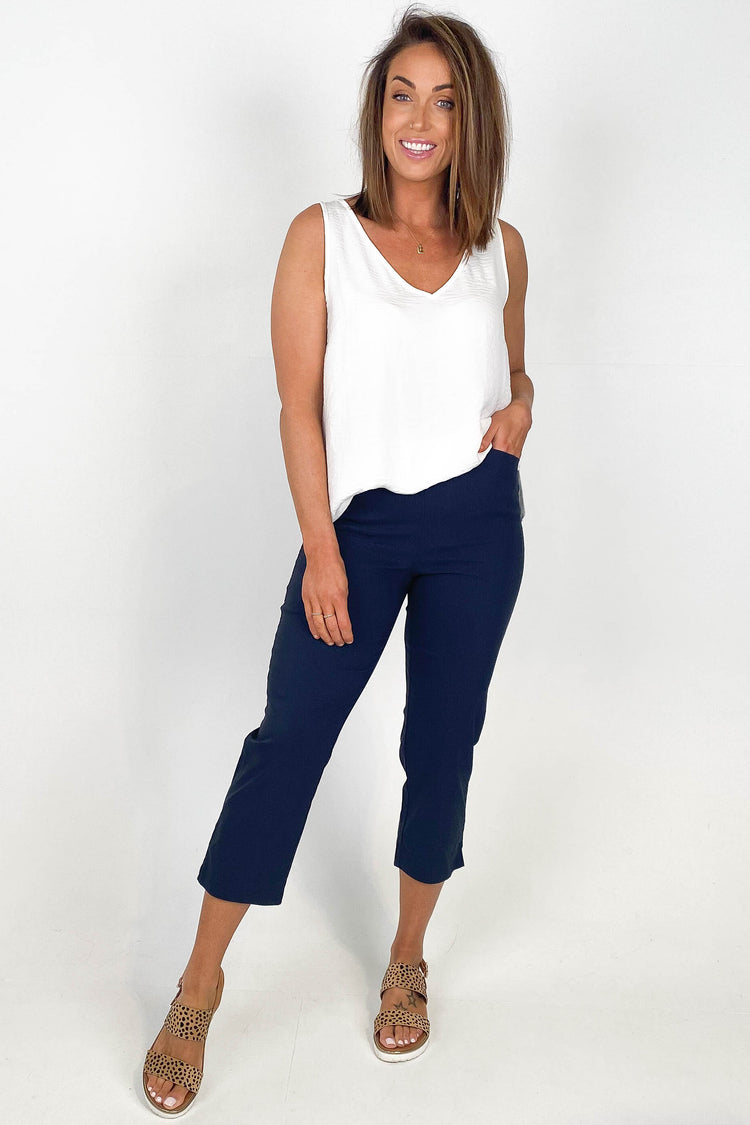 Women's Scoop Neck Tee, Capri Pant with Sash